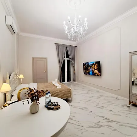 Апартаменти Poznaj Mickiewicza 3 *